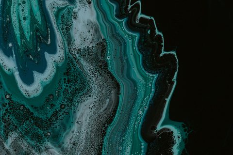 pawel-czerwinski-NbSBVBuwyJo-unsplash-abstract.jpg