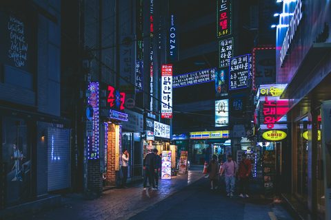 andrea-de-santis-hEyVmHdl01s-unsplash-urban.jpg